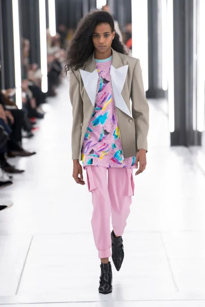 Look 14